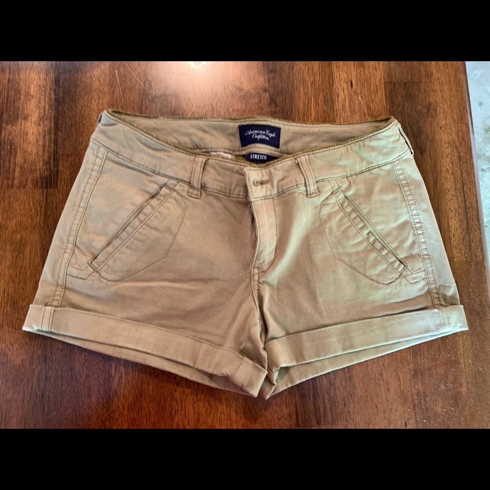 American Eagle khaki shorts
